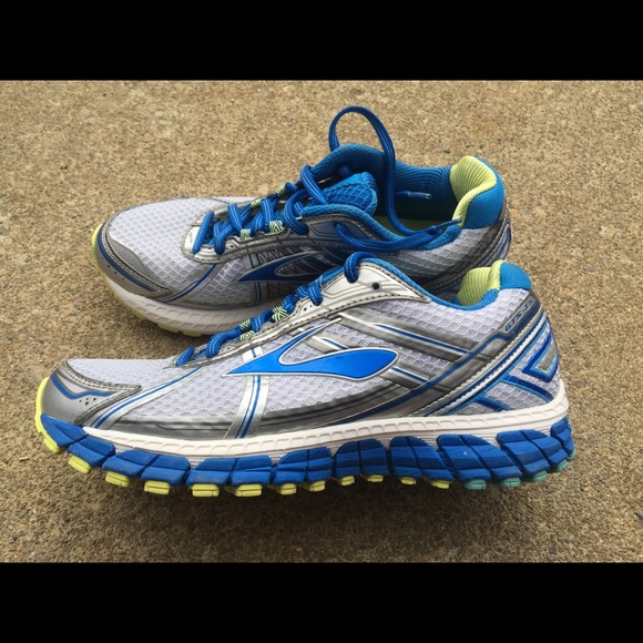 brooks adrenaline gts 15 size 8.5